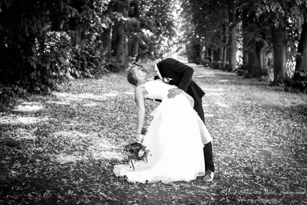 PAULINE-MEHDI-PHOTOGRAPHIE-PHOTOGRAPHE-MARIAGE-CAEN-CALVADOS-NORMANDIE-SHOOTING-COUPLE-GROUPE-CEREMONIE